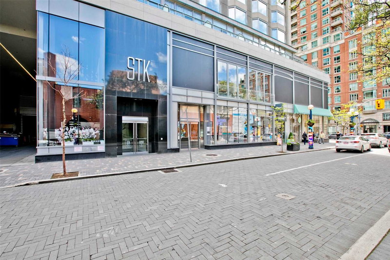 912 - 155 Yorkville Ave, Toronto, M5R1C4 | Image 2