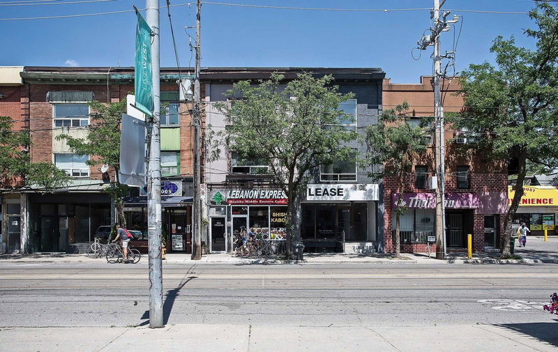 Lower - 1116 College St, Toronto, M6H 1B5 | Image 3