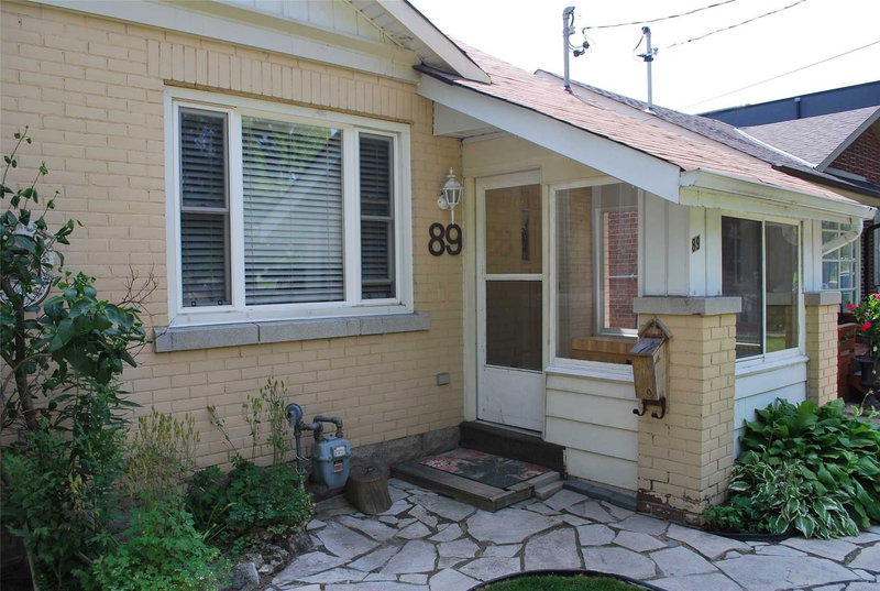 89 Rumsey Rd, Toronto, M4G1P1 | Image 2