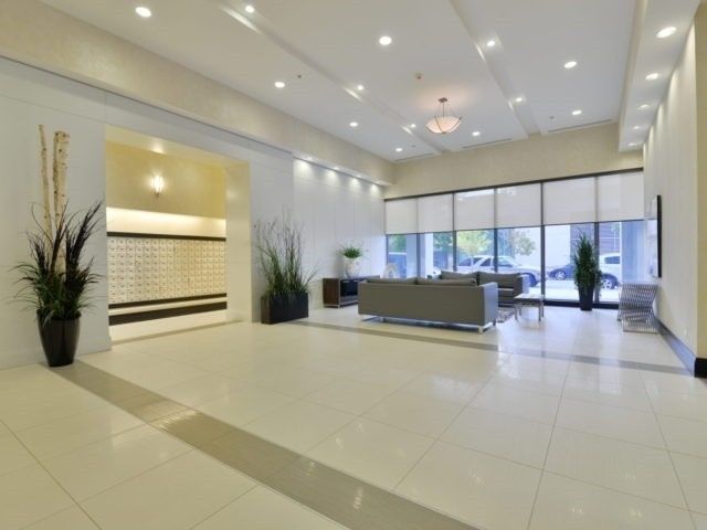 1106 - 19 Grand Trunk Cres, Toronto, M5J3A3 | Image 2