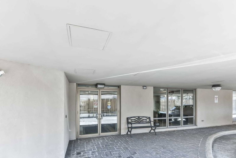 608 - 801 Sheppard Ave W, Toronto, M3H2T3 | Image 2