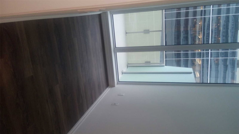 1105 - 197 Yonge St, Toronto, M5B1M4 | Image 2