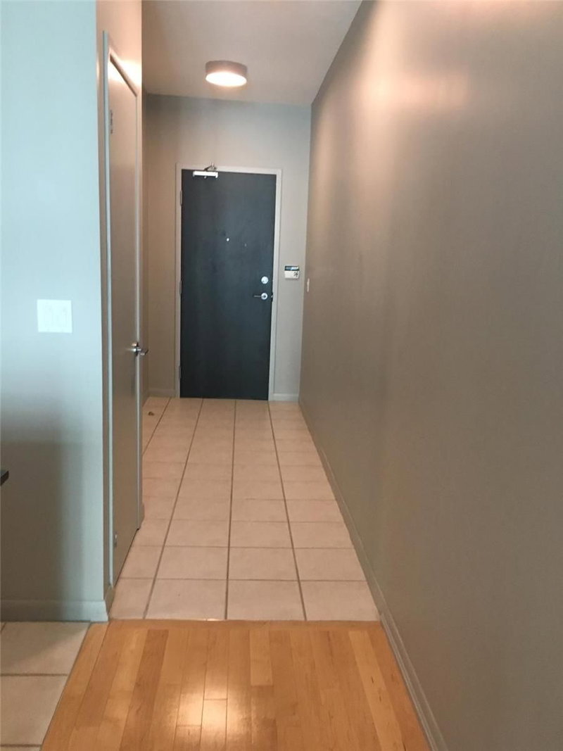 2713 - 231 Fort York Blvd, Toronto, M5V1B2 | Image 3