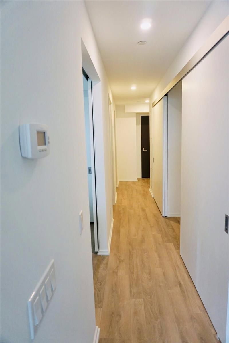 1711 - 197 Yonge St, Toronto, M5B1M4 | Image 3