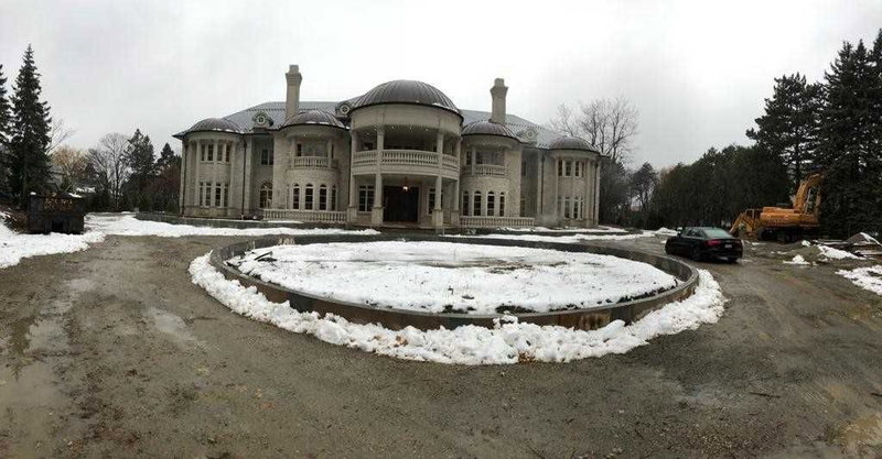 8 High Point Rd, Toronto, M3B2A4 | Image 3