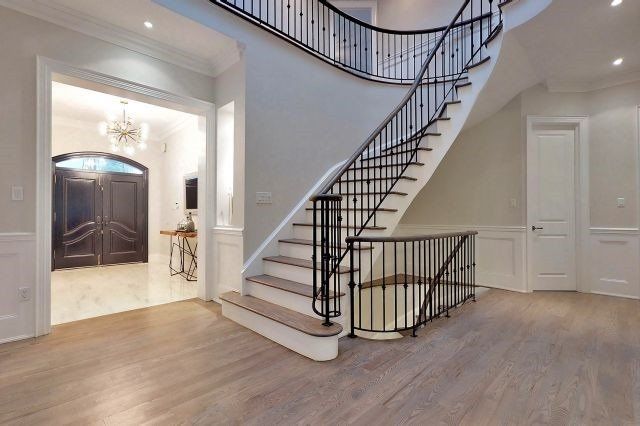 6 Blaine Dr, Toronto, M3B2G4 | Image 2