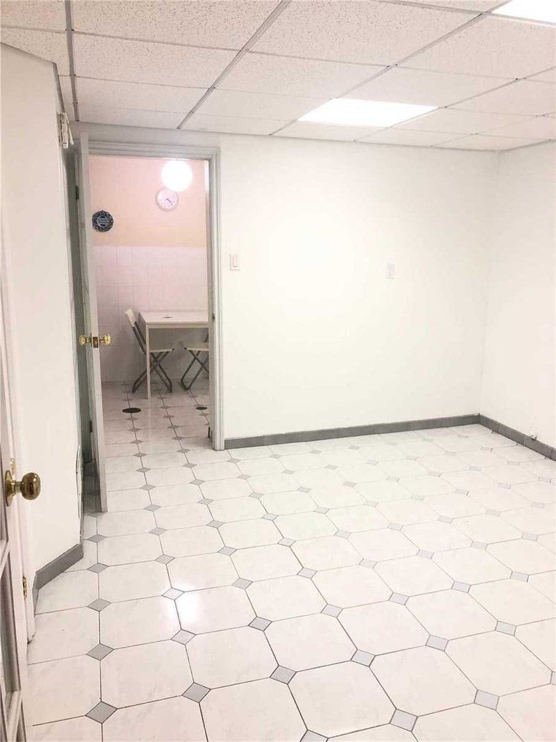 Bsmt - 44 Bellevue Ave, Toronto, M5T2N5 | Image 3