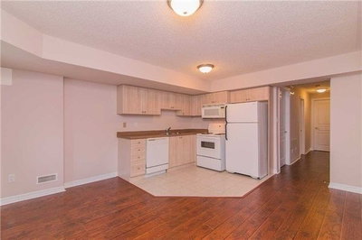 Townhouse leased at Basemen-6 Altamont Road, Toronto, Ontario, M2M1S4 - Newtonbrook West - MLS: C4539699