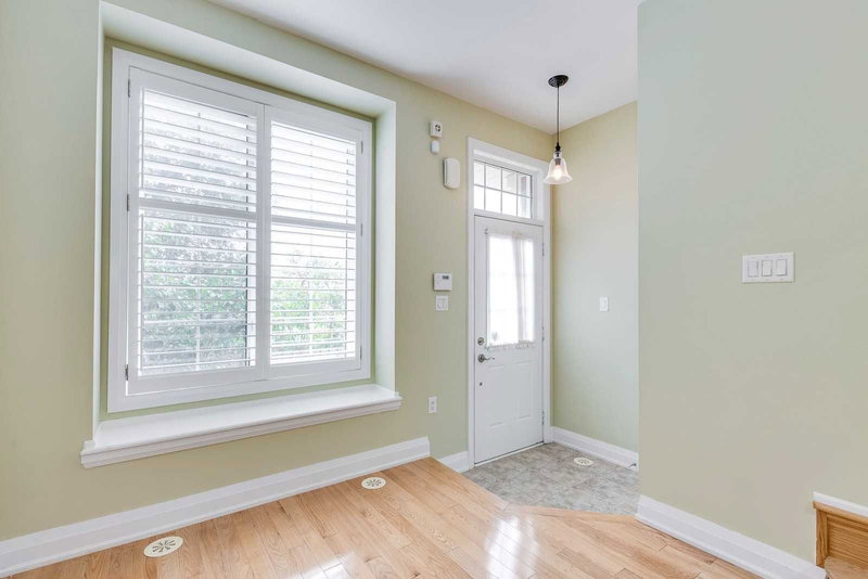 38 Raffeix Lane, Toronto, M5A 0G5 | Image 3