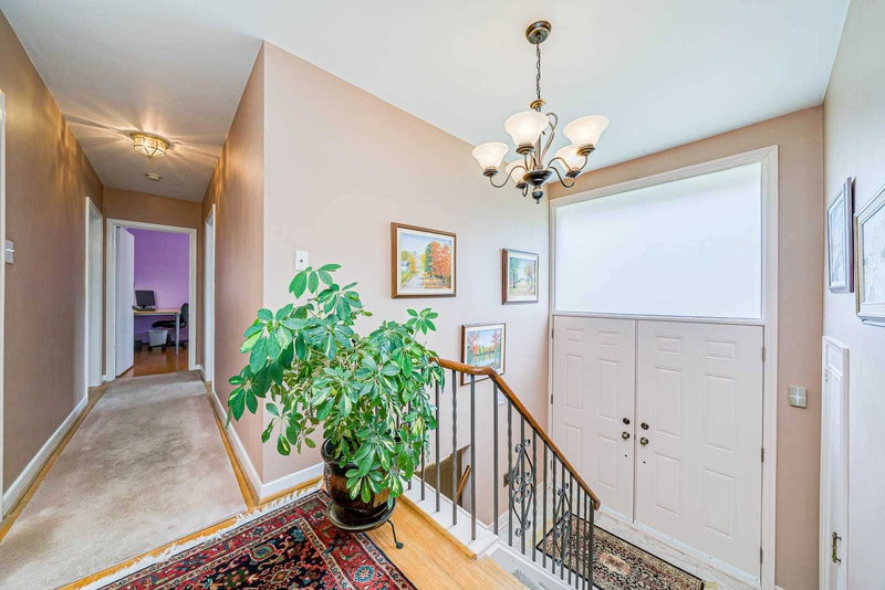 9 Page Ave, Toronto, M2K2B3 | Image 2