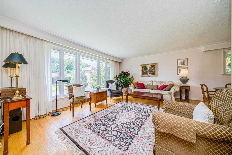 9 Page Ave, Toronto, M2K2B3 | Image 3