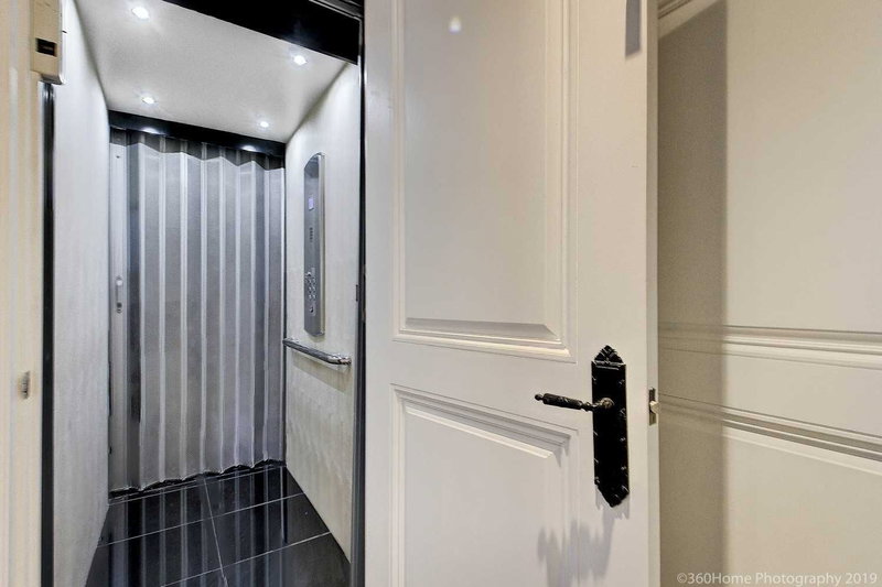 28 Moore Park Ave, Toronto, M2M1M9 | Image 2