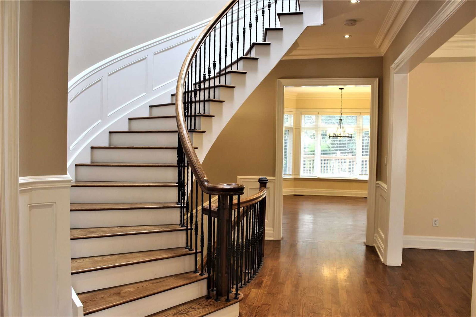 Detached House leased at 222 Florence Avenue, Toronto, Lansing-Westgate, M2N1G6 - MLS: C4569134