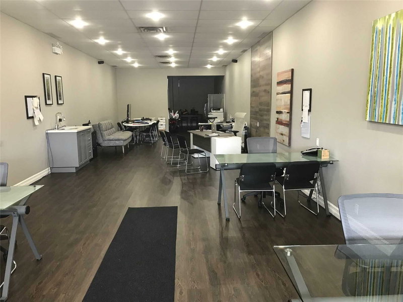 4853 Leslie St, Toronto, M2J2K8 | Image 2