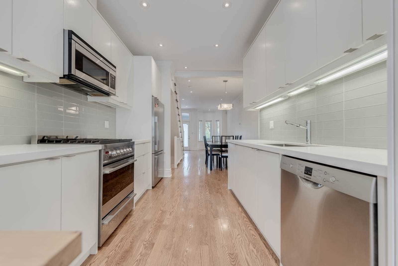 95 Walnut Ave, Toronto, M5V2S1 | Image 3