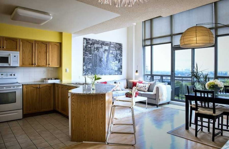 812 - 1720 Eglinton Ave E, Toronto, M4A2X8 | Image 3