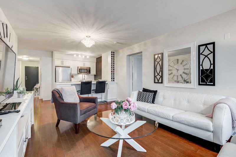 1911 - 397 Front St W, Toronto, M5V3S1 | Image 3