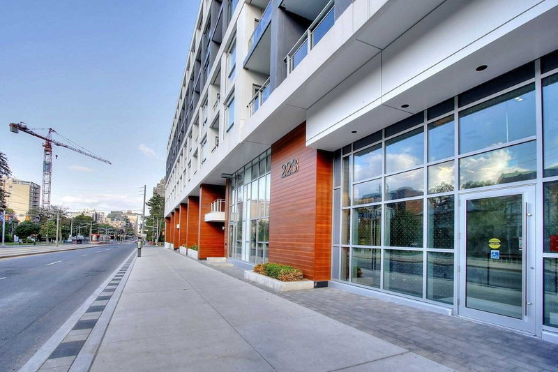 210 - 223 St Clair Ave W, Toronto, M4V1R3 | Image 2
