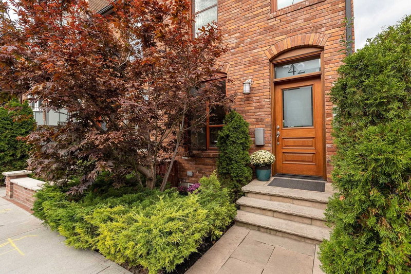 42 Berryman St, Toronto, M5R1M6 | Image 3