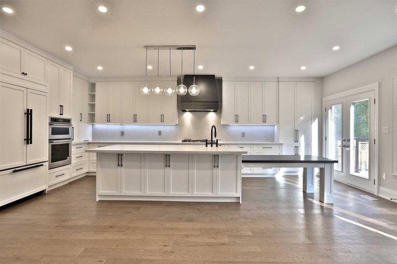 117 Peckham Ave, Toronto, M2R2V4 | Image 2