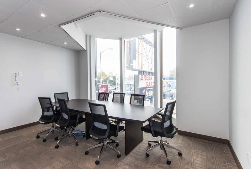 202 - 6174 Yonge St, Toronto, M2M 3X1 | Image 2