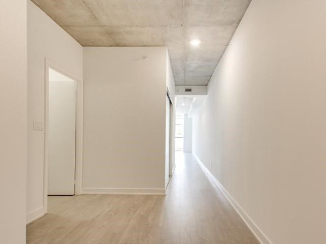 322 - 109 Ossington Ave, Toronto, M6J0G1 | Image 3