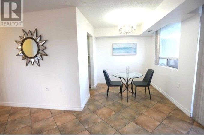 304 - 555 Wilson Heights Blvd, Toronto, M3H6B5 | Image 3