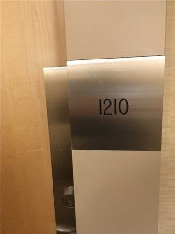 Room1