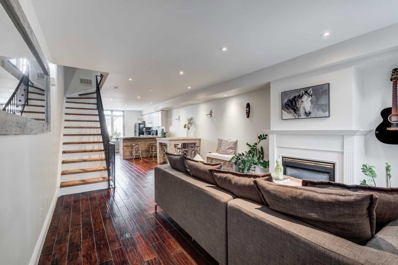 2608 - 12 Sudbury St, Toronto, M6J3W7 | Image 2