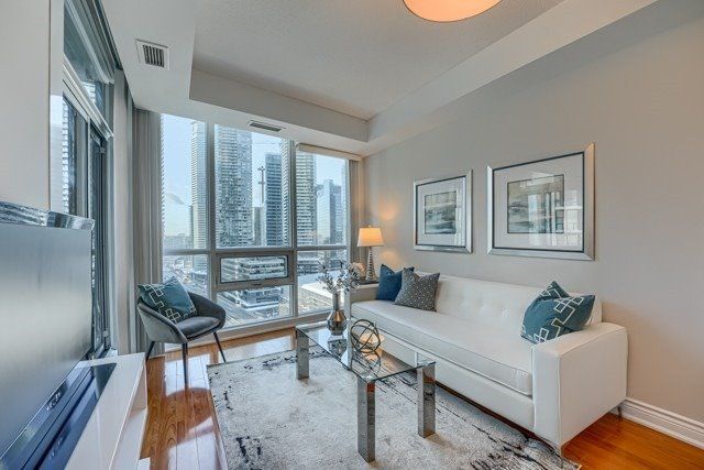 1901 - 18 Harbour St, Toronto, M5J2Z6 | Image 3