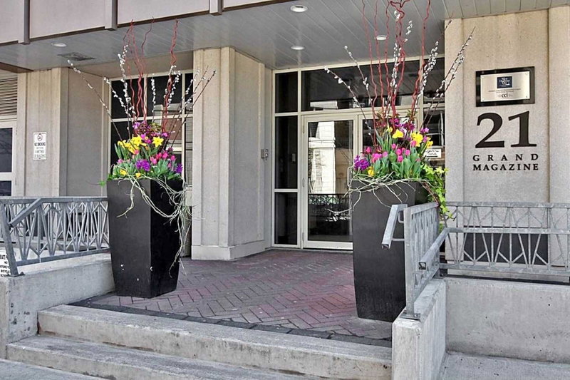 1201 - 21 Grand Magazine St, Toronto, M5V1B5 | Image 2