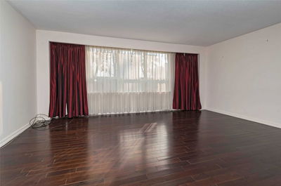 86 Village Greenway, Toronto - Henry Farm image-0-1