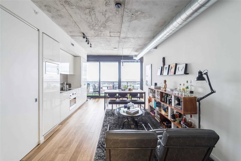 2508 - 170 Bayview Ave, Toronto, M5A0M4 | Image 3