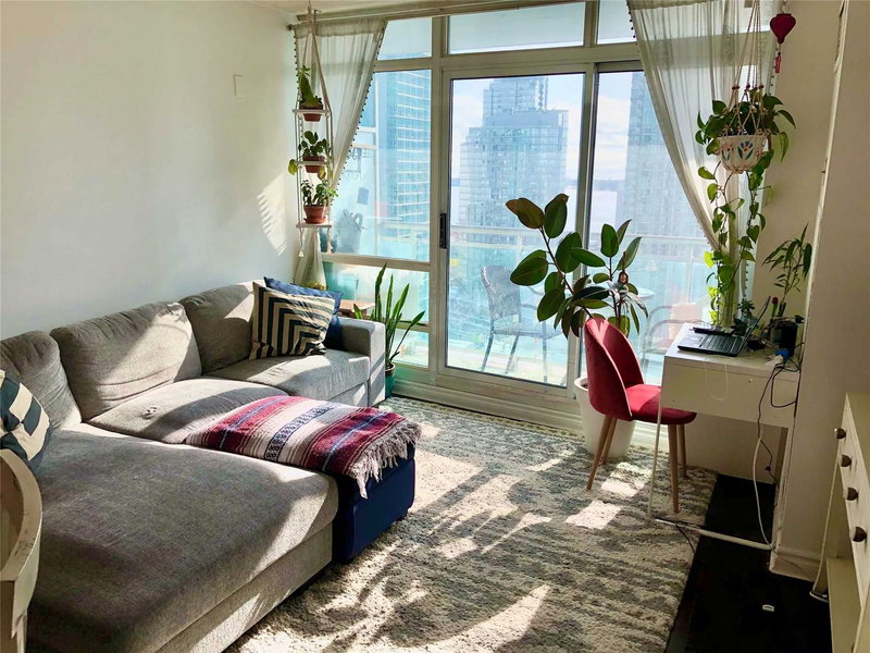 2612 - 397 Front St W, Toronto, M5V3S1 | Image 3