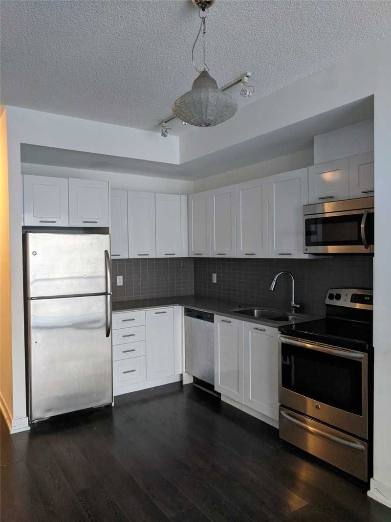 2008 - 20 Bruyeres Mews, Toronto, M5V0G8 | Image 3