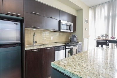 Unit 707 — 21 Nelson St, Toronto - Waterfront Communities C1 image-0-2