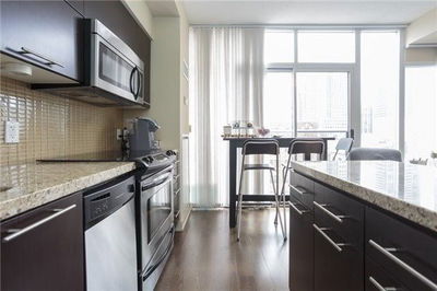 Unit 707 — 21 Nelson St, Toronto - Waterfront Communities C1 image-0-3