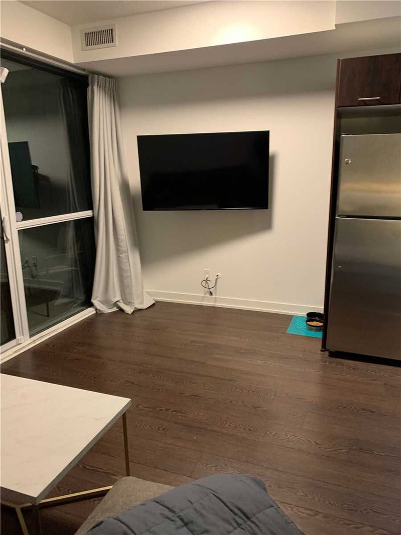 315 - 20 Bruyeres Mews, Toronto, M5V0G8 | Image 3