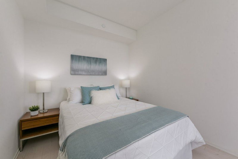 425 - 12 Bonnycastle St, Toronto, M5A0C8 | Image 3