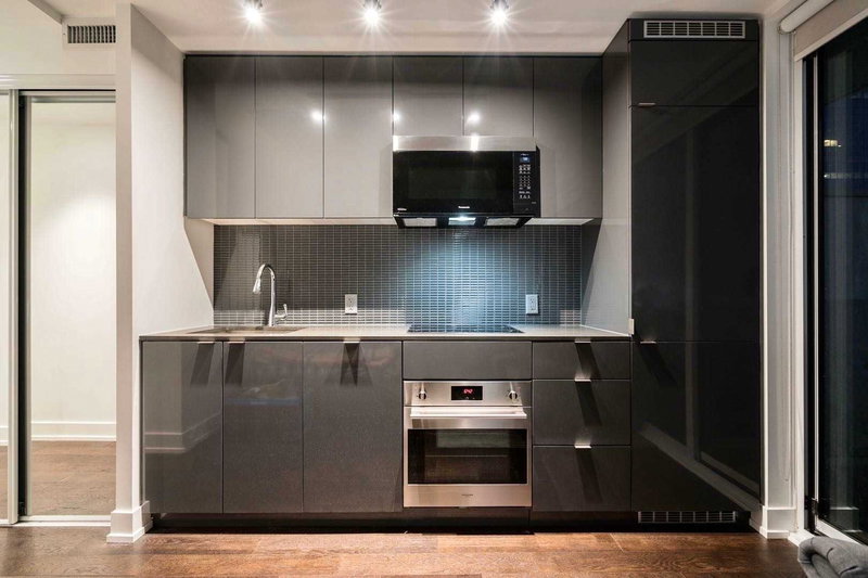 1802 - 7 Grenville St, Toronto, M4Y1A1 | Image 2