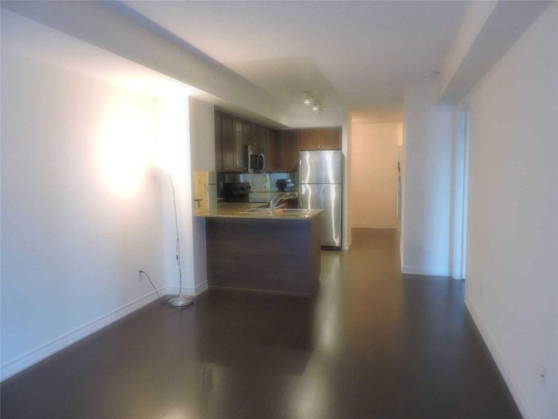 610 - 761 Bay St, Toronto, M5G2R2 | Image 2