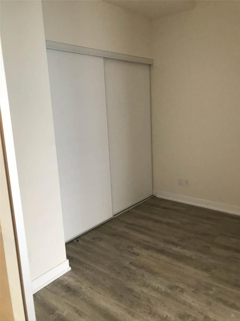 1402 - 17 Dundonald St, Toronto, M4Y0E4 | Image 3