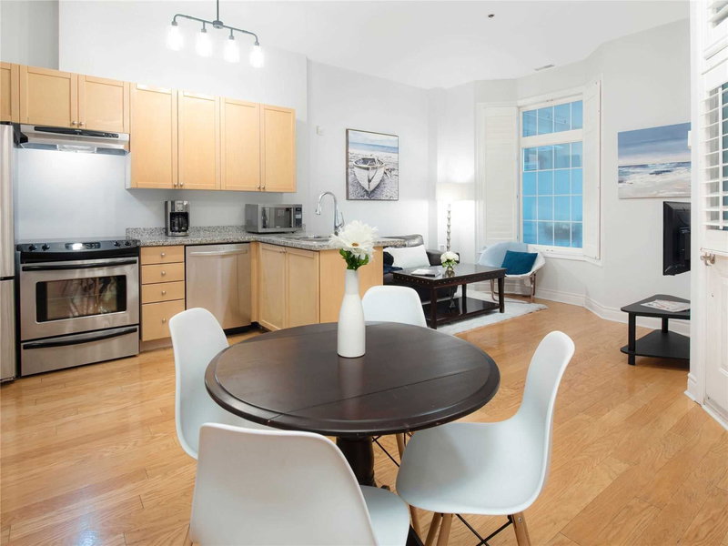 121 - 71 Mccaul St, Toronto, M5T2X1 | Image 2