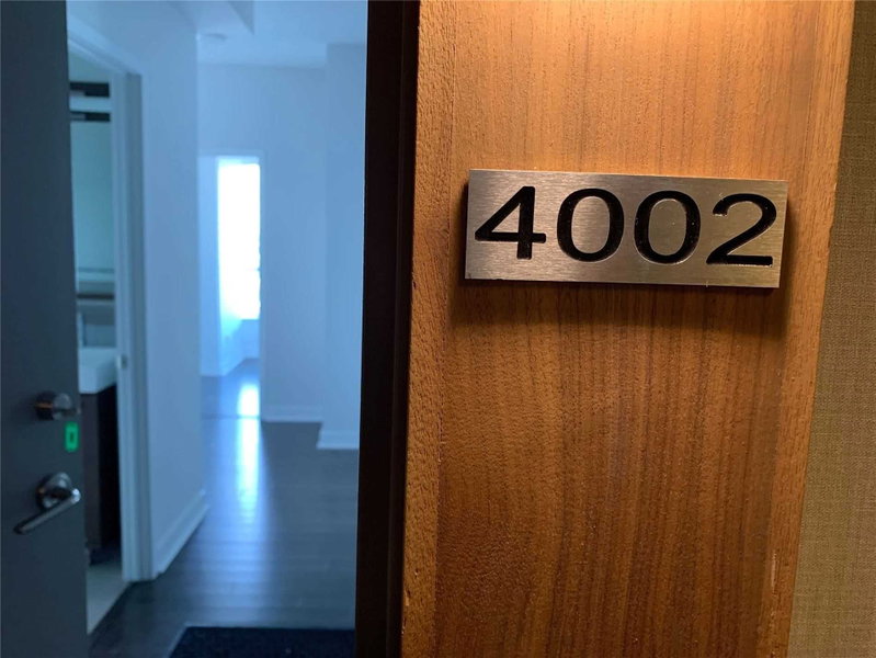 Room1