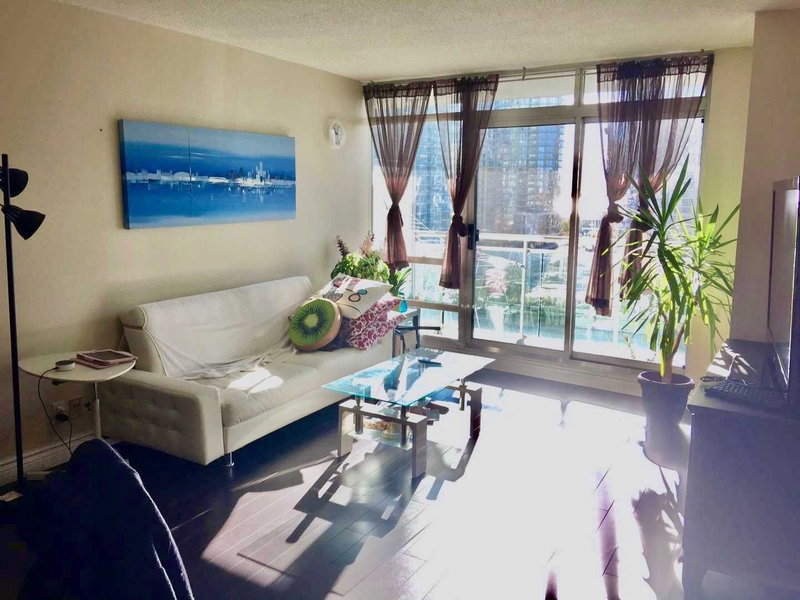 912 - 397 Front St W, Toronto, M5V 3S1 | Image 2