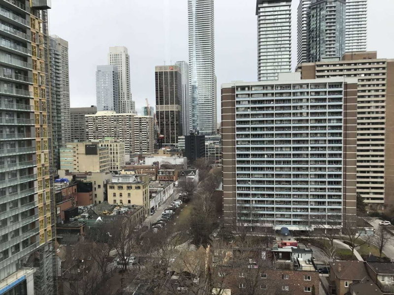 1402 - 17 Dundonald St, Toronto, M4Y0E4 | Image 2