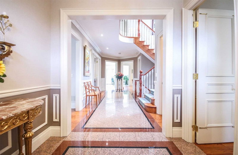 270 Spring Garden Ave, Toronto, M2N3G9 | Image 2