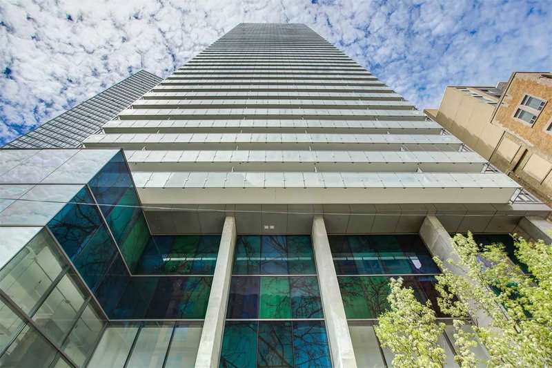 4404 - 38 Grenville St, Toronto, M4Y1A5 | Image 2