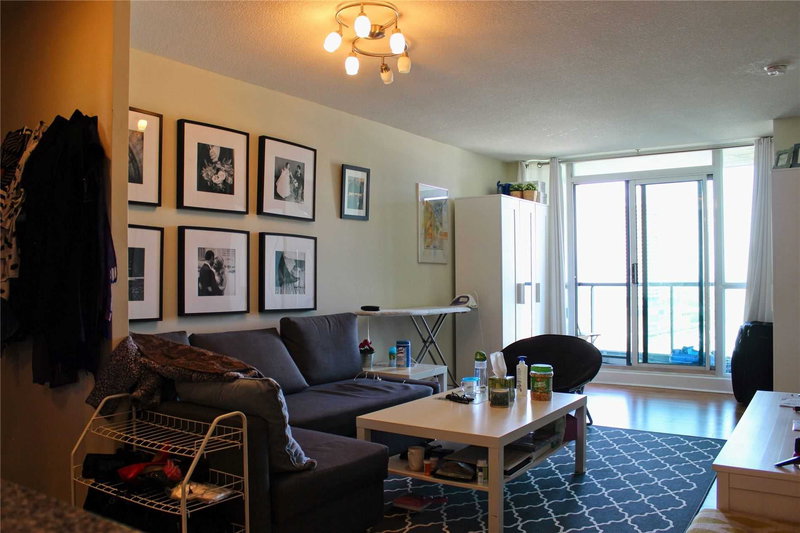 1606 - 16 Yonge St, Toronto, M5E2A1 | Image 3