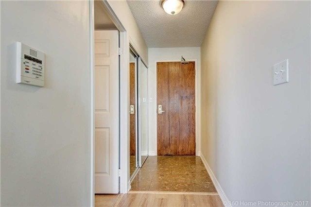 Room1